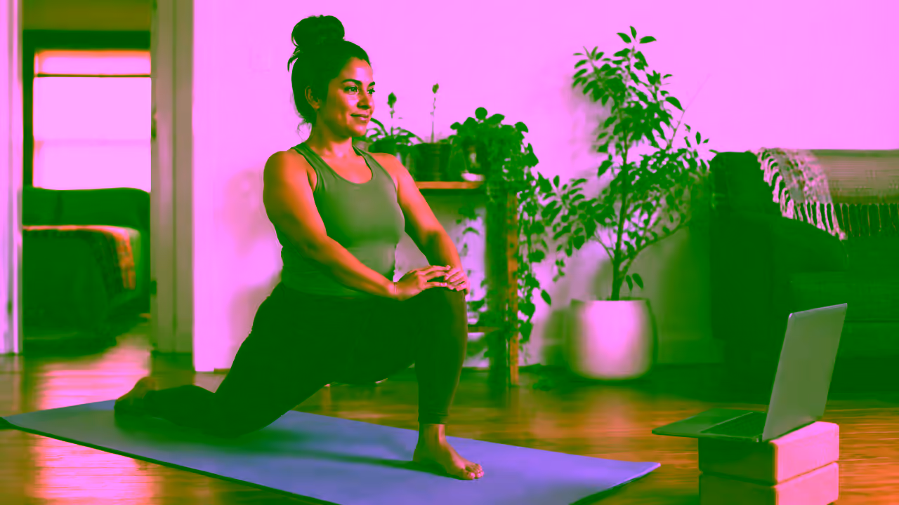 Yoga en español en Estados Unidos: guía práctica para hoy