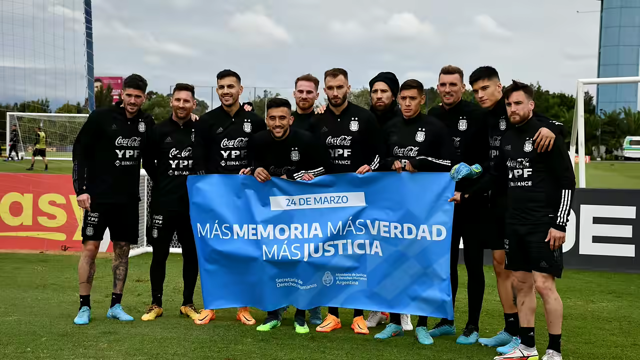 Estadio y afición en un momento histórico del fútbol