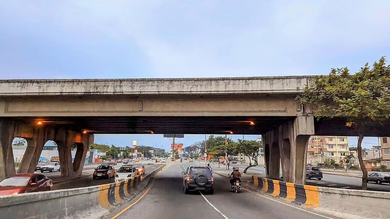 Contexto de circulación y vehículos en Ecuador