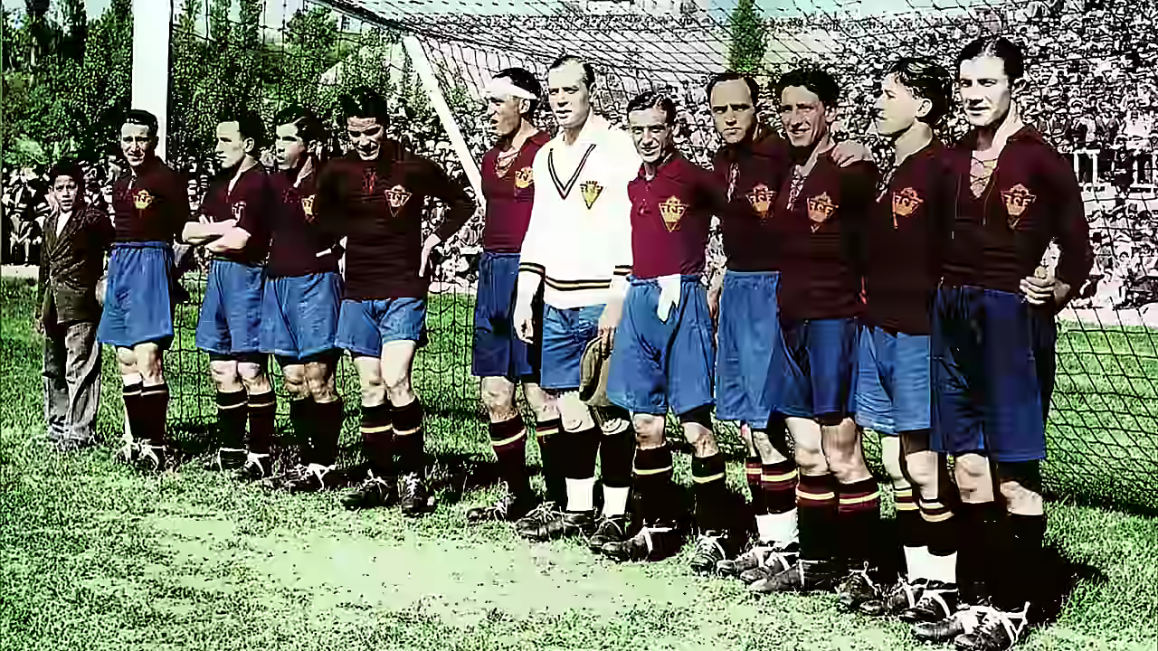 Fotografía histórica real de una etapa decisiva del fútbol